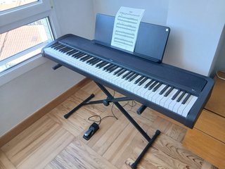 Piano Digital Korg B2