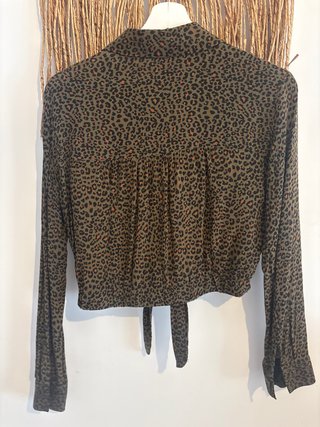 Camisa Bershka Estampado Animal XS