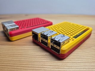 Raspberry Pi 2 Model B con carcasa