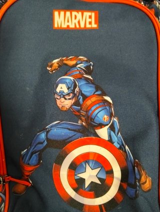 Mochila Escolar Marvel Capitán América