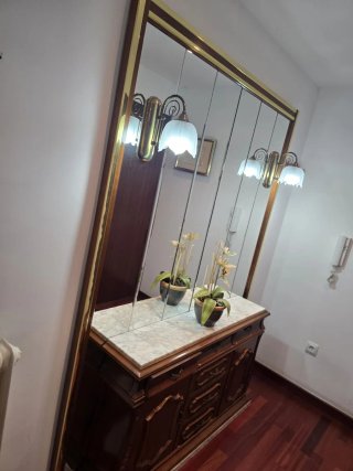 Mueble recibidor madera y mármol