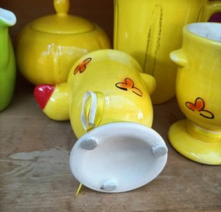 Portauovo Papera in Ceramica Gialla
