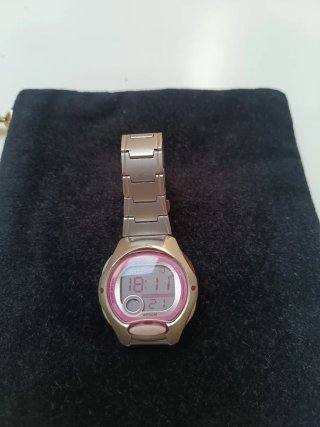 Reloj Casio Digital Mujer Rosa y Plata