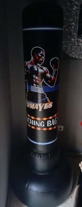 Saco de boxeo + guantes