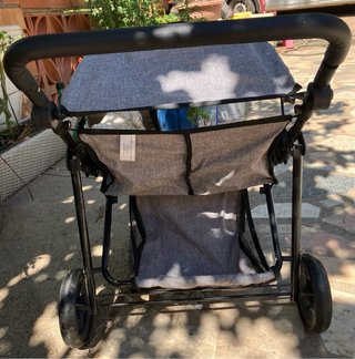 Carrito gemelar para muñecas