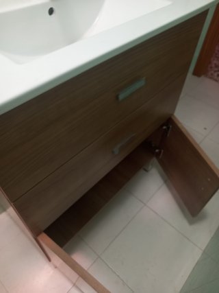 Mueble de baño lavabo madera y metal