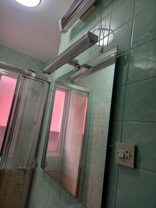 Mueble de baño lavabo madera y metal