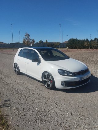 VOLKSWAGEN GOLF GTI MK6