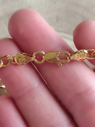 Cadena de oro 795