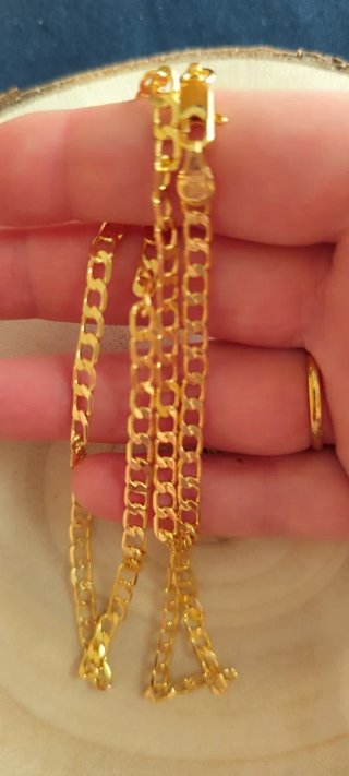 Cadena de oro 795