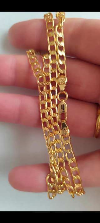 Cadena de oro 795