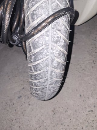 Suzuki Sixteen Scooter Blanca
