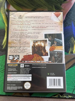 Resident Evil 4 GameCube Manual y Discos