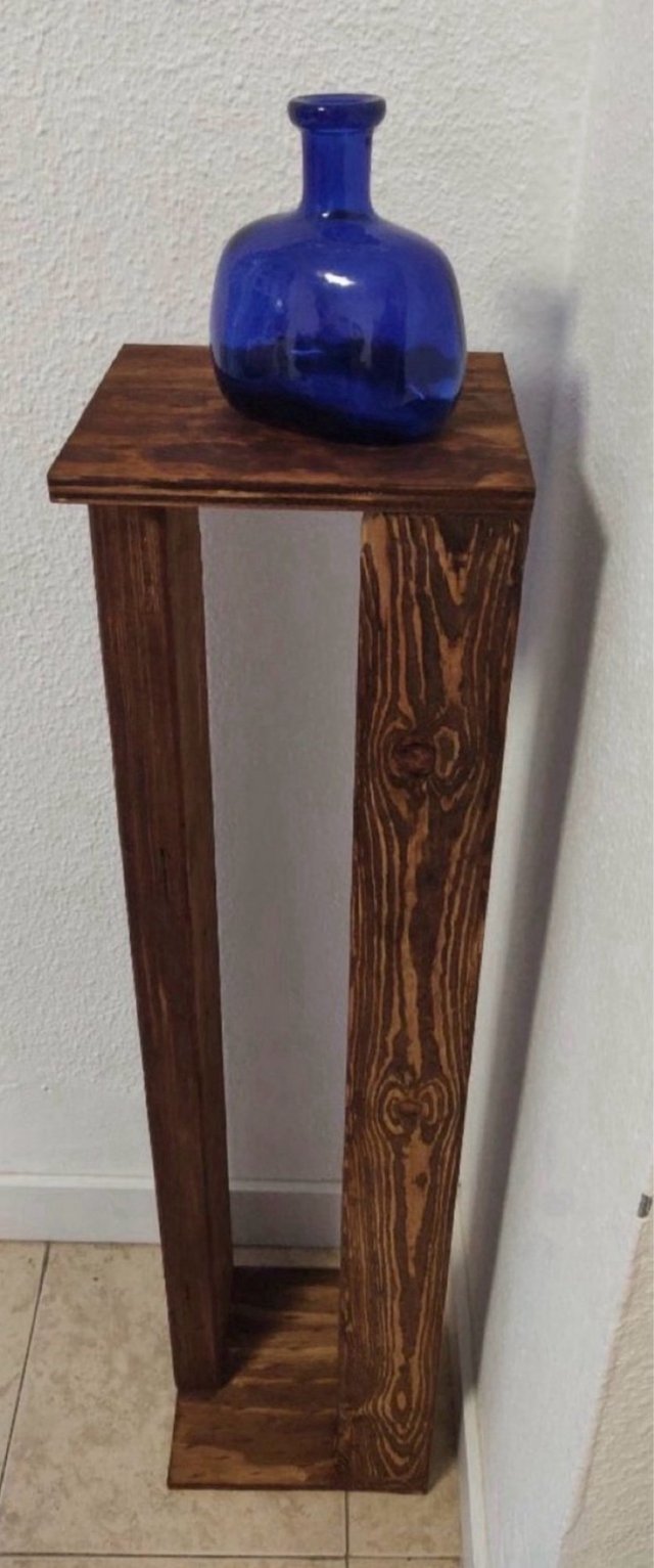Pedestal madera maciza