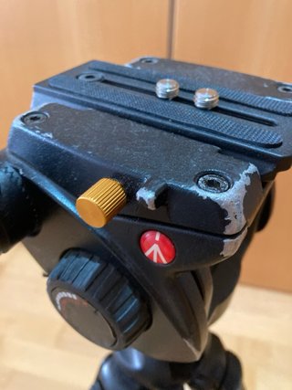 Trípode Manfrotto 755B + Cabeza 501HDV