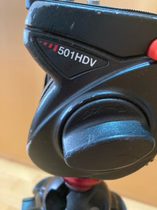 Trípode Manfrotto 755B + Cabeza 501HDV