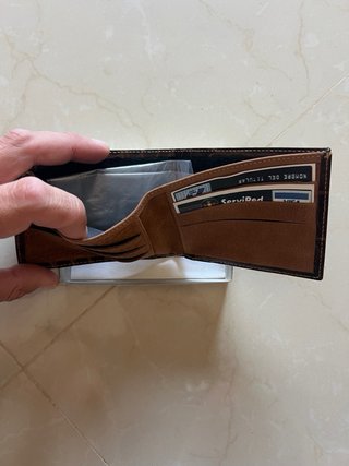 Billetera hombre piel cocodrilo marrón