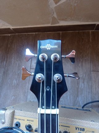 Bajo Eléctrico Gear4music