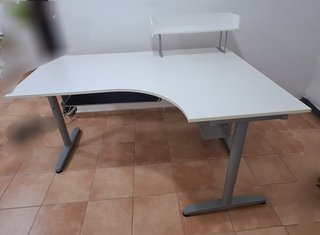 Escritorio Ikea + Soporte Impresora/Torre
