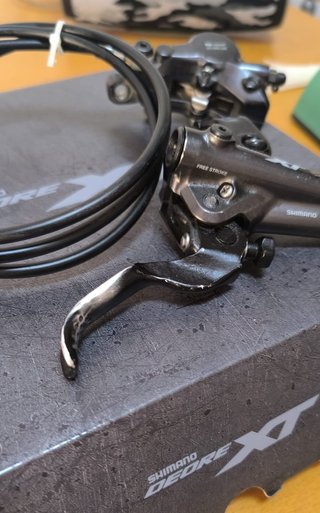 Frenos Shimano XT 4 y 2 pistones
