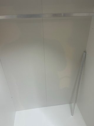 Armario blanco de madera