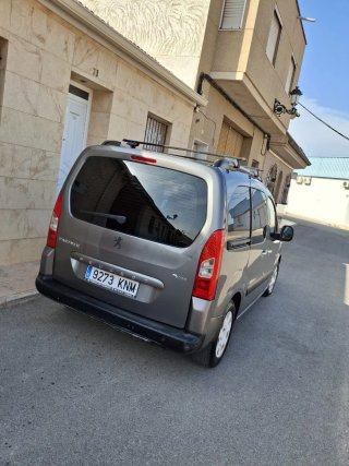 Peugeot Partner 2012