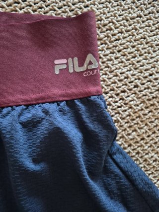 Falda pantalón Fila negra y roja