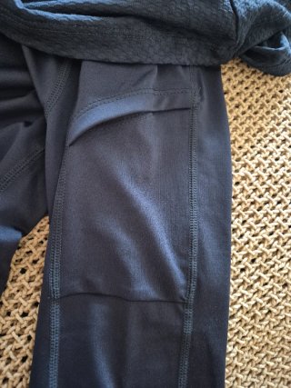 Falda pantalón Fila negra y roja
