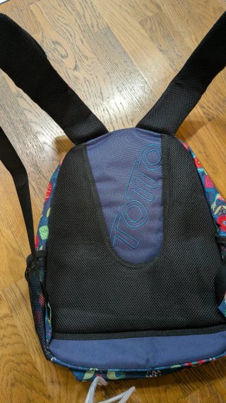 Mochila escolar Totto con estampado floral