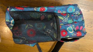 Mochila escolar Totto con estampado floral