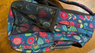 Mochila escolar Totto con estampado floral