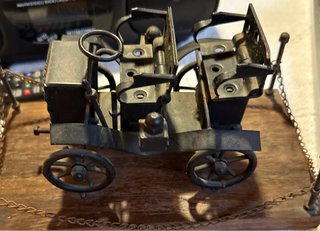 Figura Coche Antiguo Hierro Peana