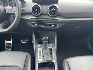 AUDI Q2 35 TFSI Adrenalin Black edition S tronic