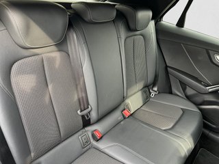 AUDI Q2 35 TFSI Adrenalin Black edition S tronic