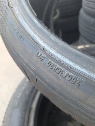255 35 R20 97Y Goodyear - 1 neumático +95%