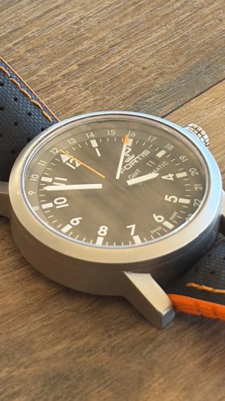 Reloj Fortis Automático GMT Negro Naranja