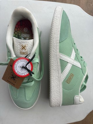 Zapatillas Munich Mini Astro Talla 35