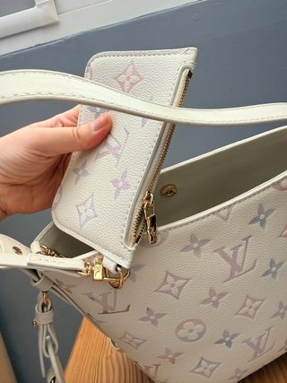 Bolso LV Blanco y Rosa