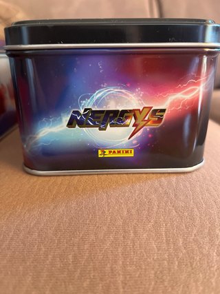 Caja Pokémon Nergys Vacía