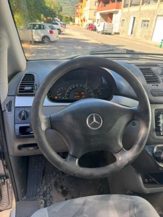 Mercedes-Benz Viano 2004