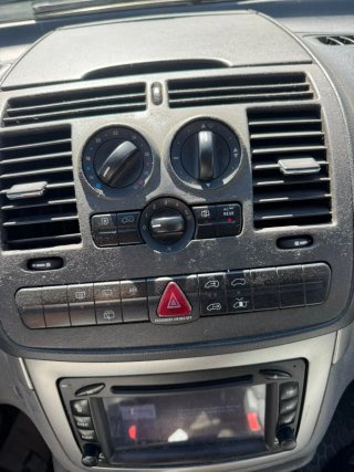 Mercedes-Benz Viano 2004