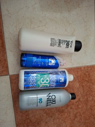 Lote productos peluquería Tahe