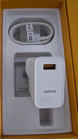 Realme 6 Pro (8GB/128GB) Lightning Blue