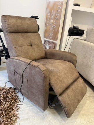 Sillón relax motorizado levanta personas