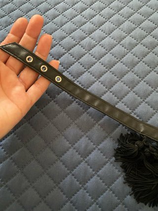 Choker ecopelle nero con frange