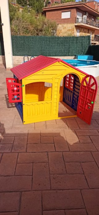 Casita infantil de plástico