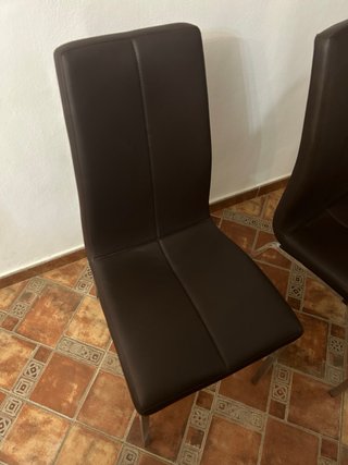 Mesa de comedor y 6 sillas