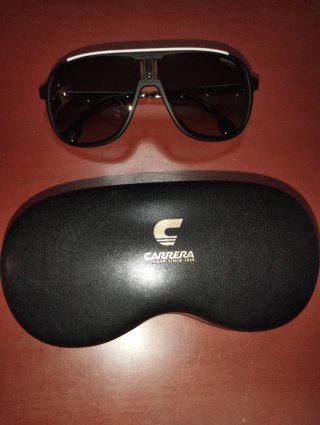 Gafas de sol Carrera negras