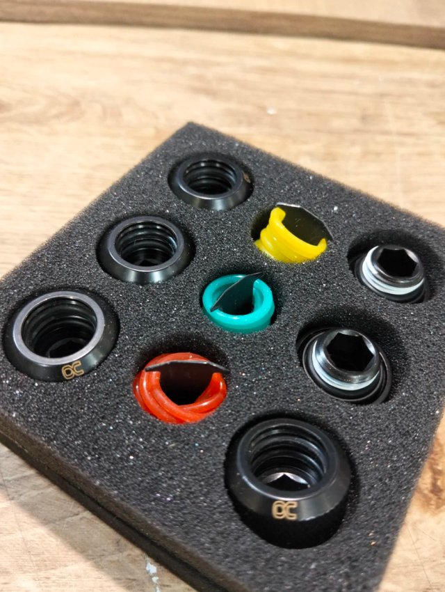 Alphacool Eiszapfen 13mm G1/4 6x negro