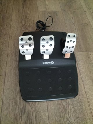 Volante Logitech G29 + Pedales + Palanca